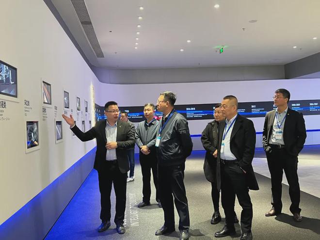 张钊率队参加“2024滨州高端装备制造产业招商（杭州）推介会”并成功签约(图7)