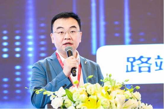 IAEIS2024第十三届国际汽车电子产业峰会隆重举行(图8)