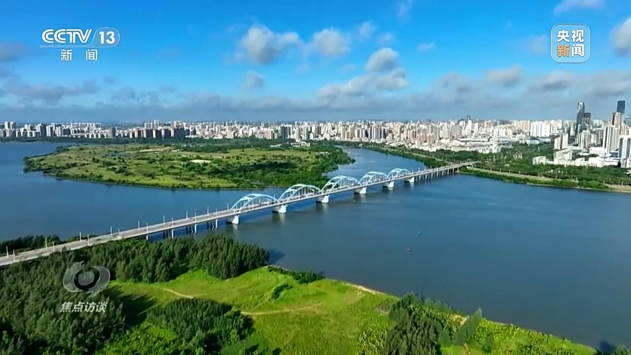 焦点访谈丨扩大开放再发力！2025让世界共享中国新机遇(图13)