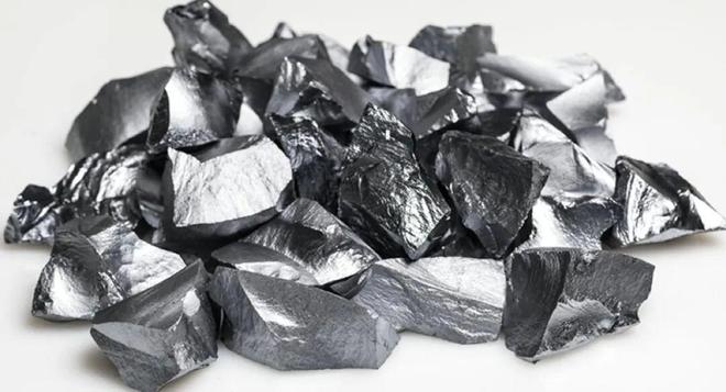 11N电子级多晶硅国产率突破50%！中国芯片终于端牢了自己的“工业粮食”(图1)